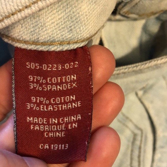 Light Wash Moto Jeans with wide bottoms - Picture 7 of 16